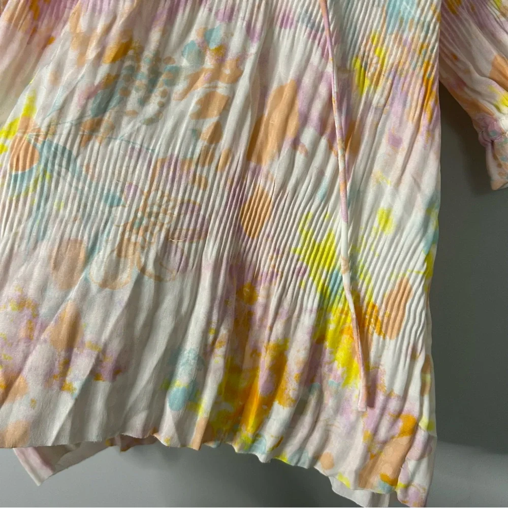 Current Air Anthropologie Pastel Watercolor Printed V-Neck Blouse - Picture 5 of 6